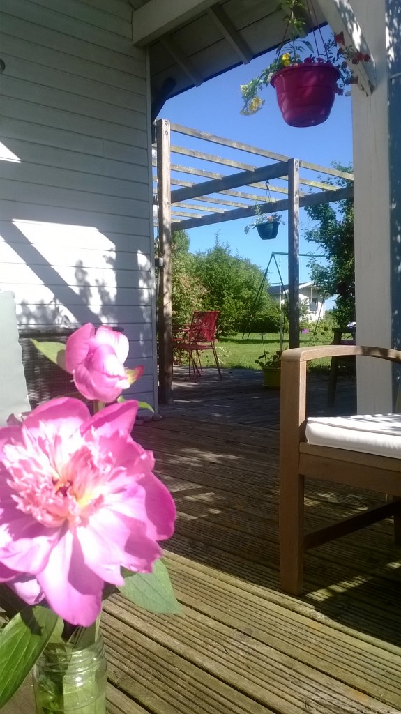 Terrasse-maison-bois-repas-3